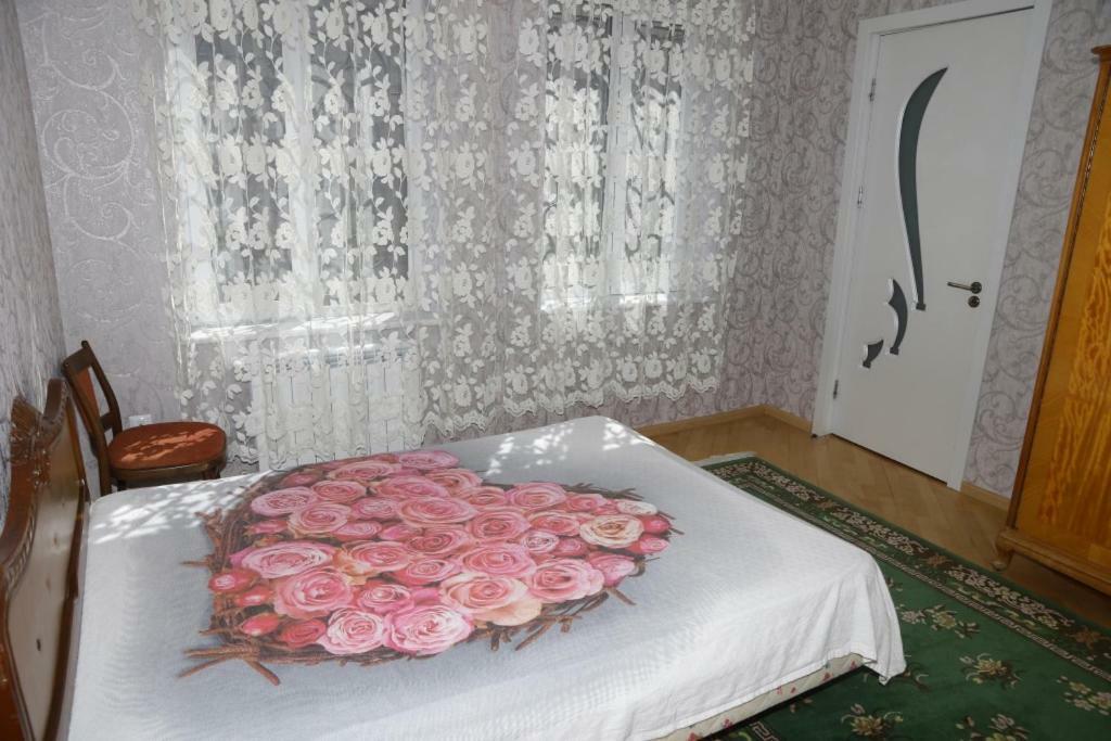 Nana'S Apartment Kutaisi Zewnętrze zdjęcie