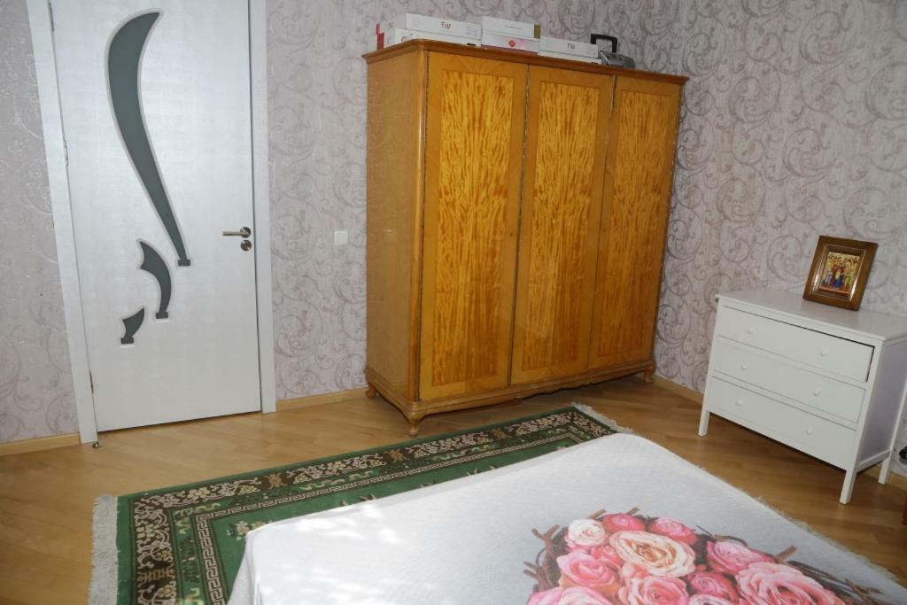 Nana'S Apartment Kutaisi Zewnętrze zdjęcie