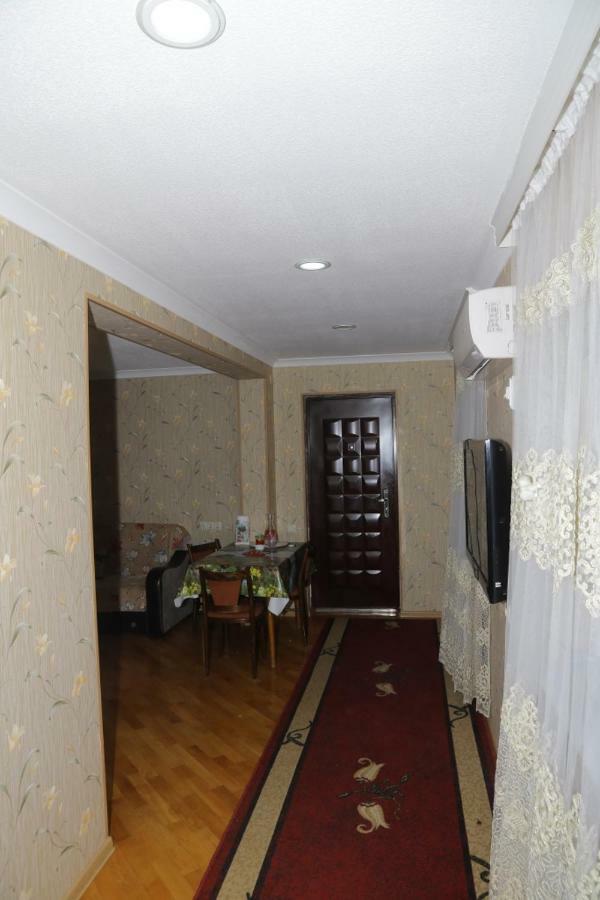 Nana'S Apartment Kutaisi Zewnętrze zdjęcie